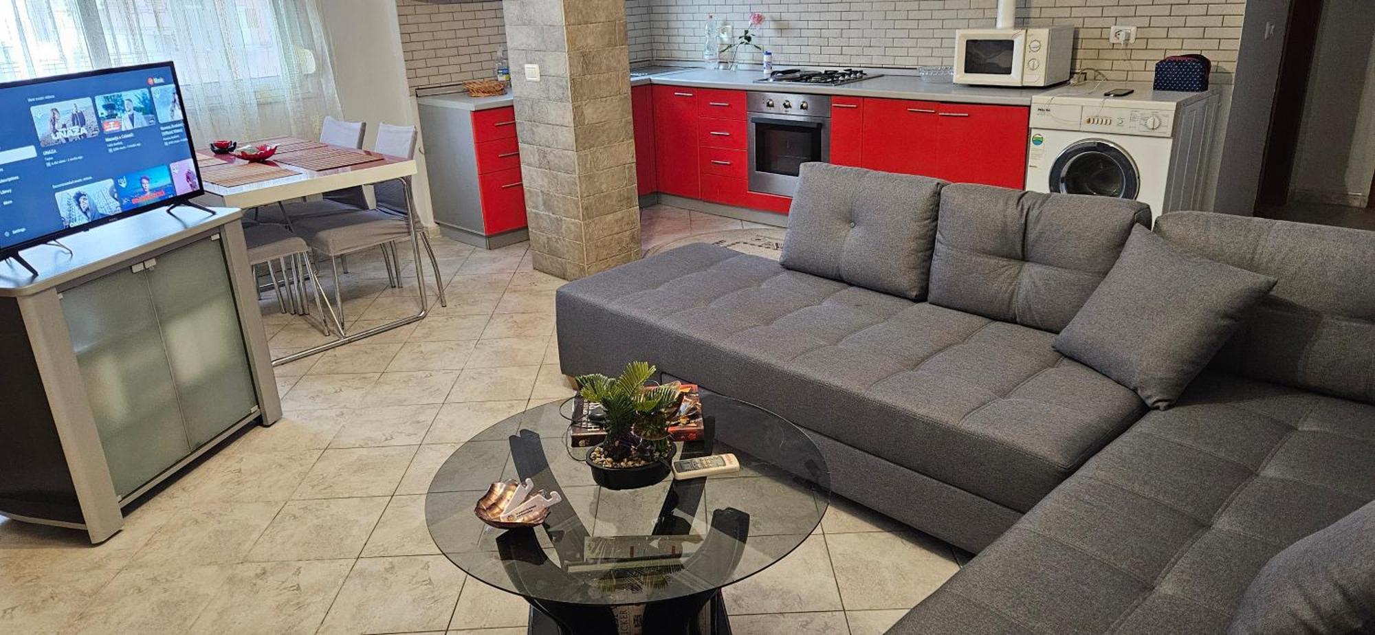 Library Apartment By Bohem Rentals Durrës Kültér fotó